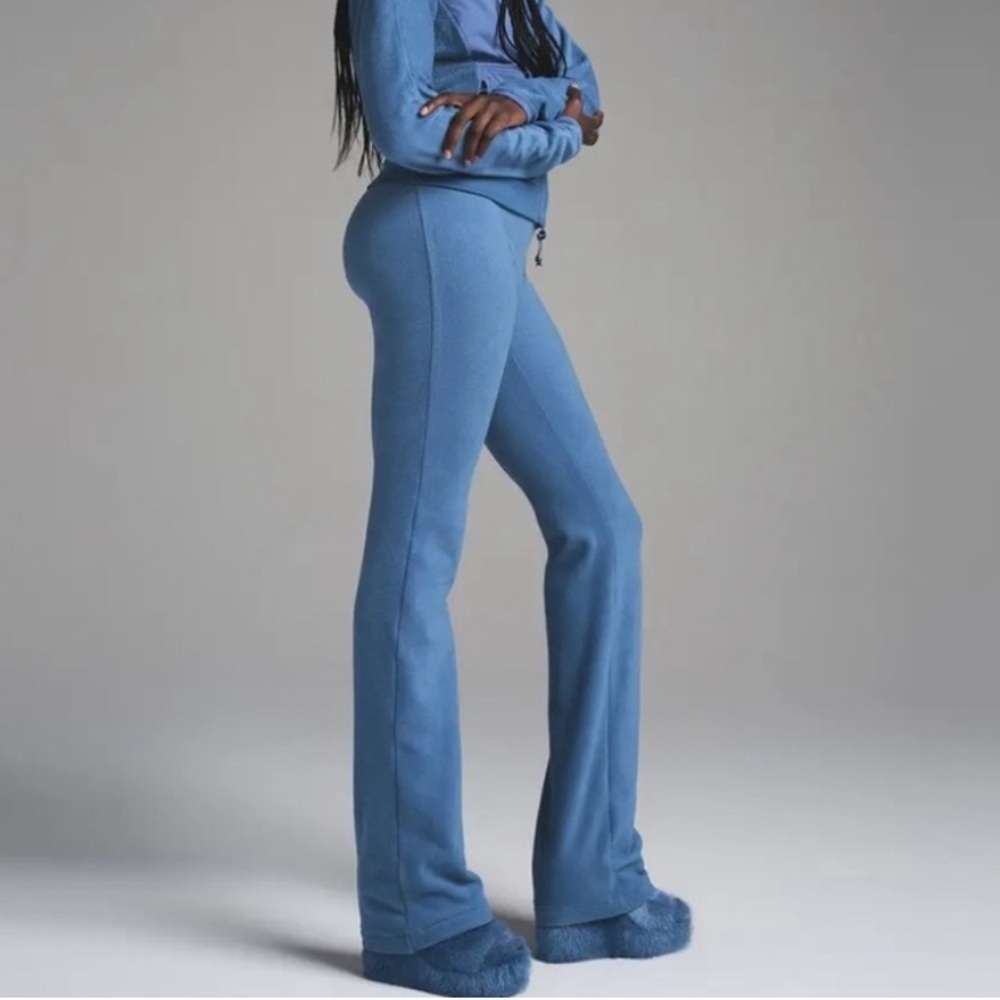 Skims High Waisted Fleece Lounge Pant Azure Blue Women’s Size XS - Picture 2 of 10